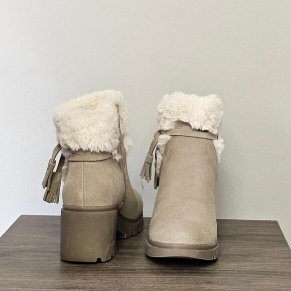Baretraps Women's Dolors Cozy Winter Booties Size 8.5 Taupe Ice NWT - Picture 5 of 8